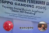 Foto. Papan Nama SPPG di kecamatan Ganding dan Dugaan Puding Buah Naga Ber-ulat. 