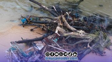 Foto. Tampak Kayu Tajam di Area Bibir Sumber mata Air Wisata pantai Badur Sumenep