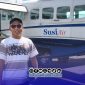 Foto. Pimred nusainsider.com Ach Toifur Ali Wafa saat berada di Bandara Pagerungan Besar kepulauan Sapeken - Sumenep