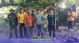 Foto. Aksi Bersih-bersih Jumat Berkah di Desa Legung Timur bersama DLH, Forkopimcam dan Pemdes setempat. 