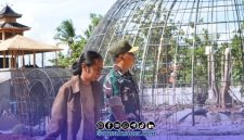 Foto. Fauzi As Pengamat Kebijakan publik saat bersama Brigjen TNI Kohir di Desa Matahari sumenep