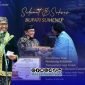 Foto. Bupati Sumenep Achmad Fauzi wongsojudo,SH.,MH saat memakai Baju Adat dan Wakil Bupati Sumenep KH Imam Hasyim, SH.,MH mengenakan Batik Khas Lokal saat menerima penghargaan di Surabaya