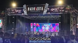 Foto. Konser Radhiesta Bersama 3 (Tiga) Artis Nasional Valen DA7, Ajeng Febria, Kiki JKT dan Artis Lokal 
