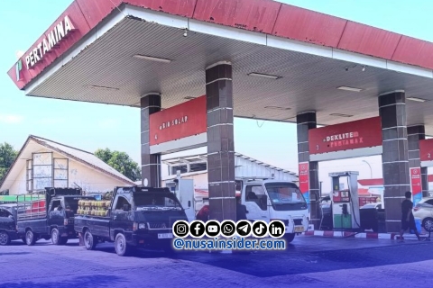 Foto. Antrean Panjang di Salah satu SPBU di Sumenep, Sabtu 20 Juni 2026