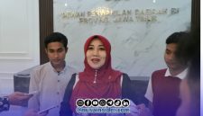 Foto. Dr Lia Istifhama yang akrab disapa Neng Lia saat dikonfirmasi sejumlah wartawan di Gedung kantor DPD RI 