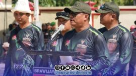 Foto. Gelaran Kerapan sapi Kodim 0827/Sumenep dalam Rangka Hari Ulang Tahun (HUT) ke-60 Korem 084/Bhaskara Jaya.