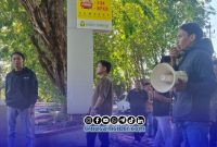 Foto. Aksi Jaring Demokrasi Sumekar di Polresta Sumenep