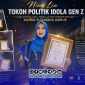 Foto. Dr Lia Istifhama Anggota DPD RI saat menerima penghargaan di Radar surabaya Group
