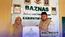 Foto. Penyerahan Program Sumenep Cerdas 2026 dari Baznas ke Mahasiwa STIT Aqidah Usymuni