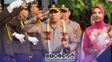 Foto. Kapolres Pamekasan AKBP Wahyu Hidayat bersama Istri