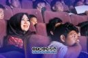 Foto. Anggota DPD RI, Ning Lia Saat nonton bareng Film Istimewa di Surabaya