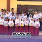 Foto. Tank Oreng Go To School MI Nurul Aula, Desa Pancor, Kecamatan Gayam, Kabupaten Sumenep.