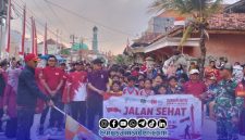 Foto. Jalan-jalan Sehat (JJS) Kecamatan Gayam dalam rangka HUT Kemerdekaan RI ke-81 bersama Masyarakat Lintas Generasi