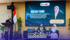 Foto. Kegiatan Kuliah Tamu Universitas Bahaudin Mudhary (UNIBA) Madura