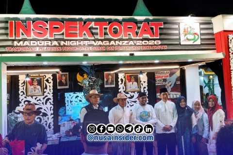 Foto. Kunjungan Bupati Sumenep Achmad Fauzi wongsojudo, SH., MH saat mengunjungi Stan Inspektorat Sumenep