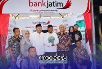 Foto. Kunjungan Bupati Sumenep ke Stan Bank Jatim dalam Gelaran Madura Culture Festival 4 2026
