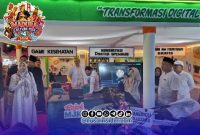 Foto. Kunjungan Bupati Sumenep Achmad Fauzi wongsojudo ke Stan RSUD dalam Gelaran MCF & MNV 2026 di GOR A Yani