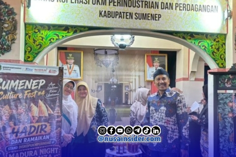 Foto. Bupati Achmad Fauzi wongsojudo saat berkunjung ke Stan DKPP dalam Gelaran MNV & MCF 2026