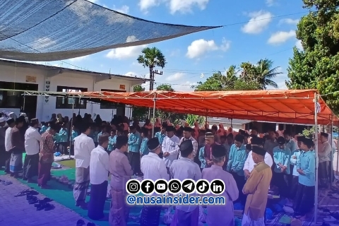 Foto. Maulid Nabi Madrasah Ar-rasyid Sumenep