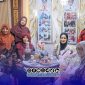 Foto. Ibu Nia Kurnia Fauzi saat mengunjungi Stan Bappeda Bersama DWP dalam Gelaran Madura Night Vaganza 2026