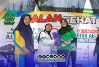 Foto. Ning Lia saat menghadiri Kegiatan Harlah ke-20 Pondok Pesantren Al-Fatimah Bojonegoro