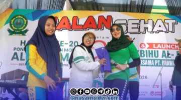 Foto. Ning Lia saat menghadiri Kegiatan Harlah ke-20 Pondok Pesantren Al-Fatimah Bojonegoro
