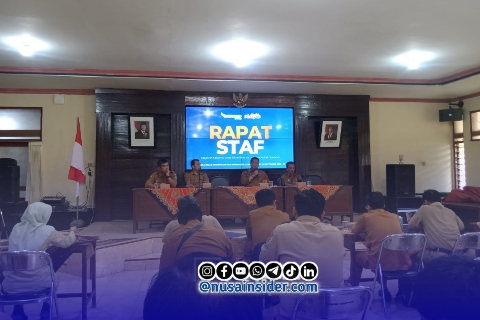 Foto. Rapat Staff Pejabat Dinas Komunikasi dan Informasi (Diskominfo) kabupaten Sumenep