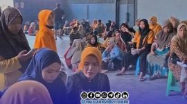 Foto. Buruh Pabrik Rokok CV Ayunda Permata Sejahtera Pamekasan