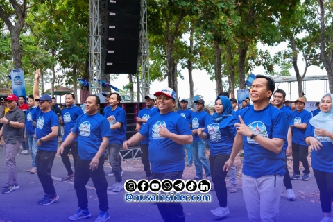 Foto. Ketua DPRD Pamekasan memakai Topi